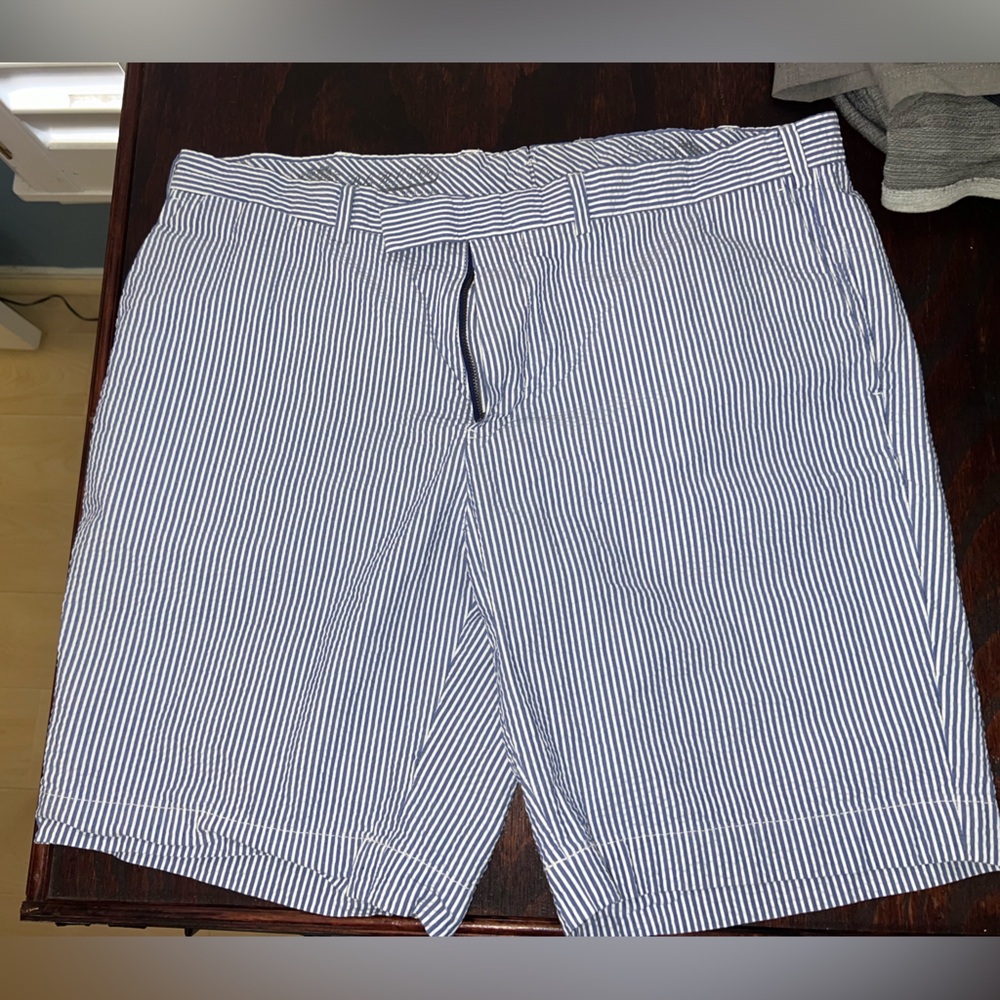Men's Ralph Lauren Shorts- Blue/white size 38